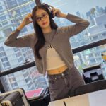 Tipnaree Weerawatnodom Instagram - Friyay 🤓🎀🤍