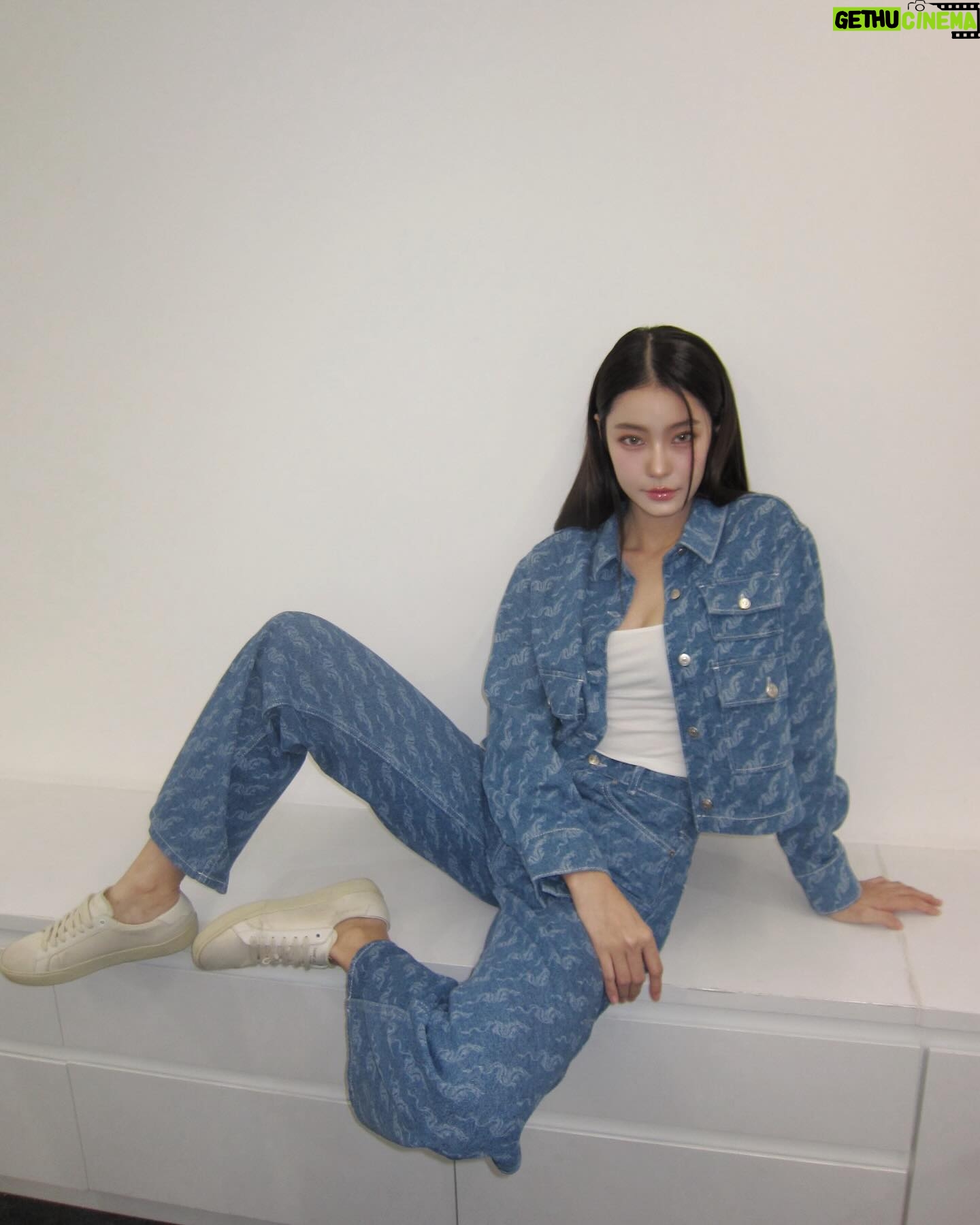 Tipnaree Weerawatnodom Instagram - You’re my Spring Summer😳✨☀️ #MajeSS24 #MajeParis