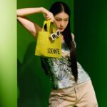 Tipnaree Weerawatnodom Instagram - Discover LOEWE Paula’s Ibiza 2024 Collection at Paulas Pop up, Thara hall, IconSiam 27 April - 19 May 2024 @loewe #LOEWE #LOEWEpaulas #LOEWEsunglasses