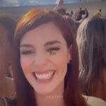 Titi Müller Instagram - Faz tempo que não tem um #tbt aqui, e no meio do turbilhão de memórias do que foi 2023, a @amorportiti fez lembrar que, apesar de tantos desafios, 2023 foi um ano em que venci. O perrengue ficou todo registrado aqui neste espaço? Obviamente não. Algumas das coisas mais marcantes não saíram da @ pra fora? Lógico. Mas sim, tenho muito mais o que agradecer do que remoer. Se chorei ou se sorri, o importante é que I did it my way ✨ vamos em frente!