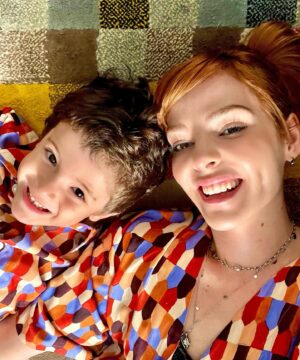 Titi Müller Instagram - Obrigada por fazer minha vida tão colorida 🌈✨ Feliz dia todos os dias, mamas!