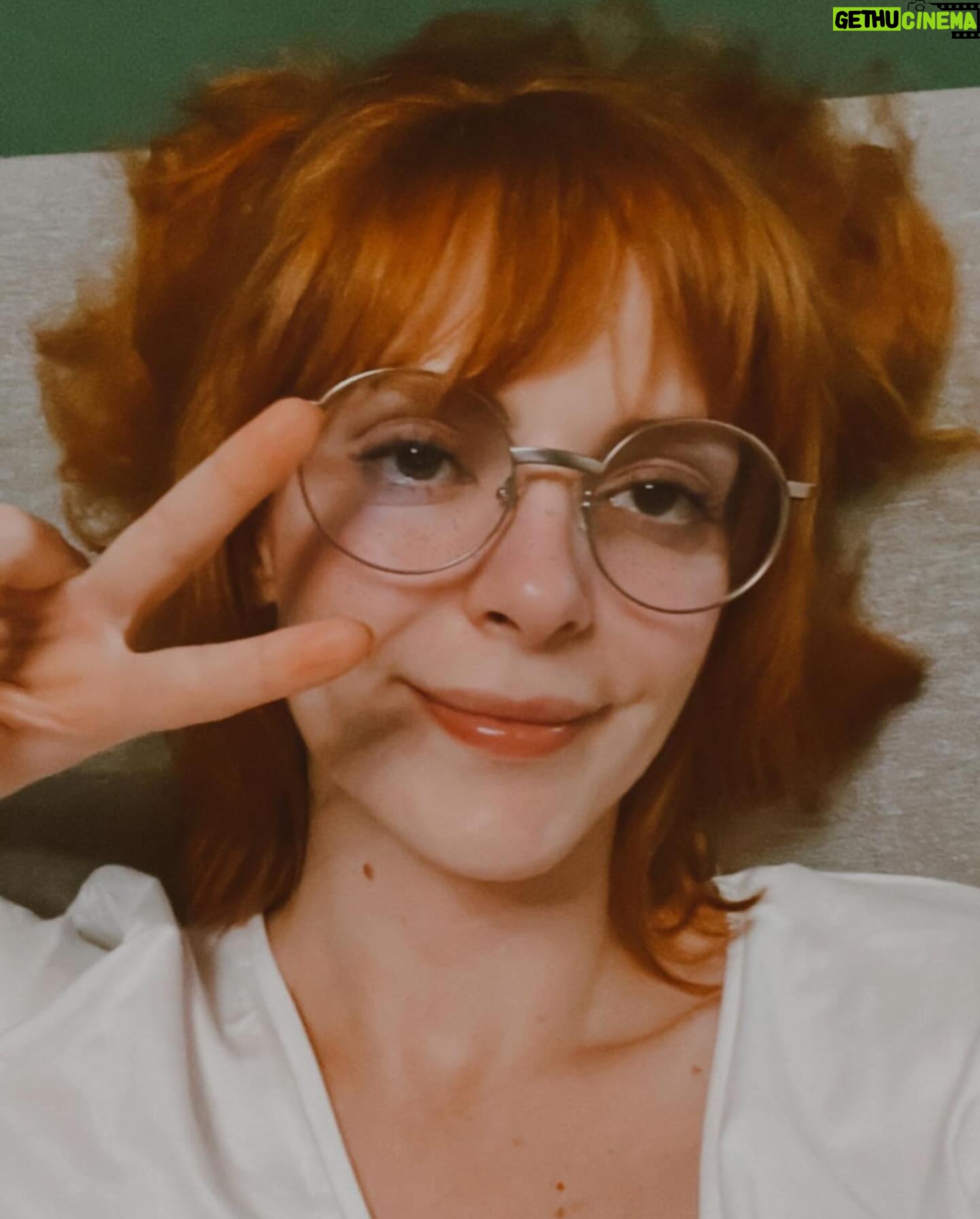 Titi Müller Instagram - Para Harry Potter tecle 1 Para Formiga Atômica tecle 2