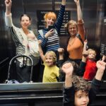 Titi Müller Instagram - Quem sobreviveu a mais um janeirão de férias levanta a mão 🙋‍♀️ e vamos de nova adaptação escolar porque só acaba quando termina (nunca) weeehooo 🎉🎉🎉