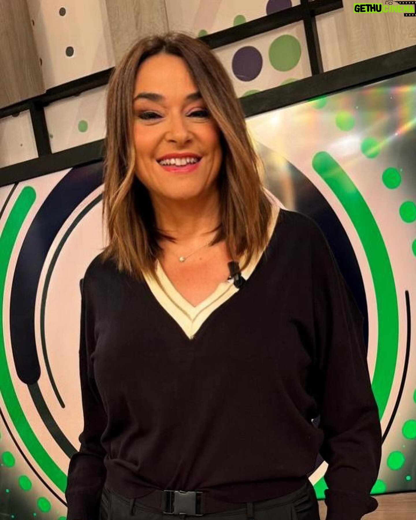 Toñi Moreno - 5.7K Likes - Feliz como una perdiz con la nueva colección de @lolacasademunt . Seguiremos informando. @canalsurradiotv @almudenaruizstylist