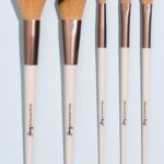 Todd Chrisley Instagram – So proud of you my Sassy! Her @sassybysavannah brush kit has launched!! Go to sassybysavannah.com NOW!