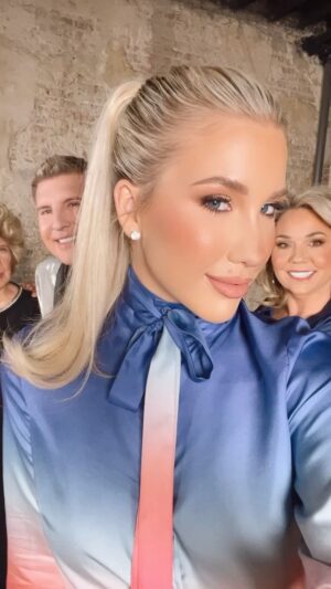 Todd Chrisley Instagram - It’s hard trying to get in a photo with this beauty @savannahchrisley and then even harder with my beauty @juliechrisley