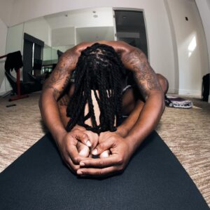 Todd Gurley Instagram - Worry Less, Yoga More‼️🧘🏾‍♂️
