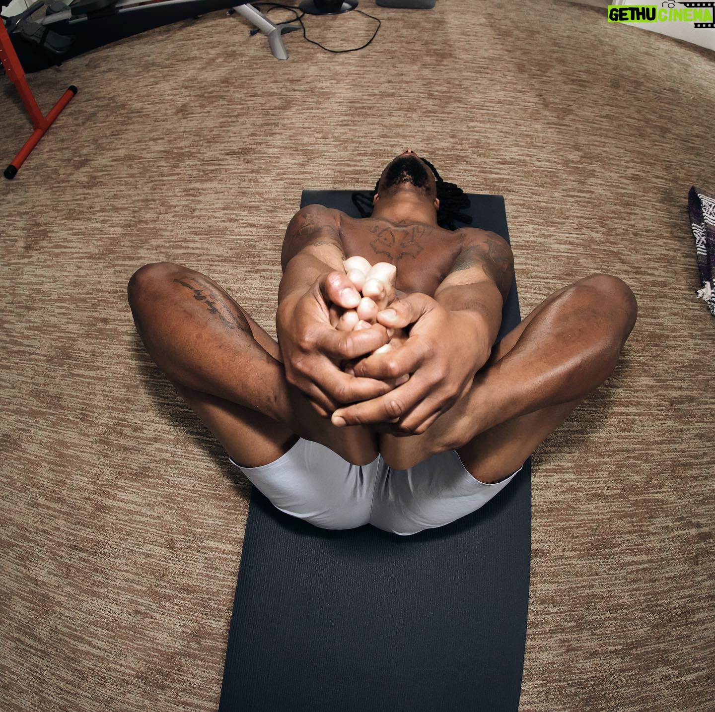 Todd Gurley - 46.4K Likes - Worry Less, Yoga More‼️🧘🏾♂️