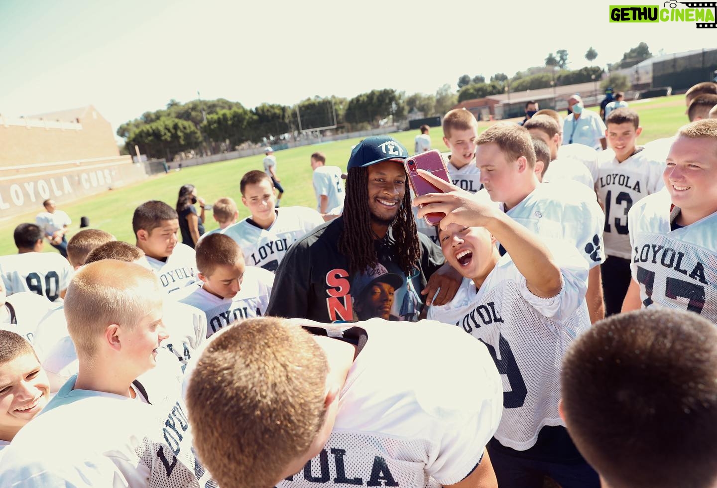 Todd Gurley - 75.1K Likes - God Knows Best🙏🏾
Drop Your High School In The
Comments⬇️ I’m Pulling Up‼️