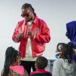 Todd Gurley Instagram - Blessed to be able to give back. This Holiday Season, I was able to head back home @officialmadefoundation teamed up with @tryhungry to donate some great delicious meals & gifts to the community that raised me. Thanks to everyone who helped make this event happen.#TrulyBlessed #MakeADifferenceEveryday 📸: @d_2da_c