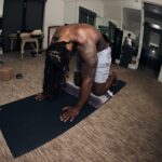 Todd Gurley Instagram – Worry Less, Yoga More‼️🧘🏾♂️