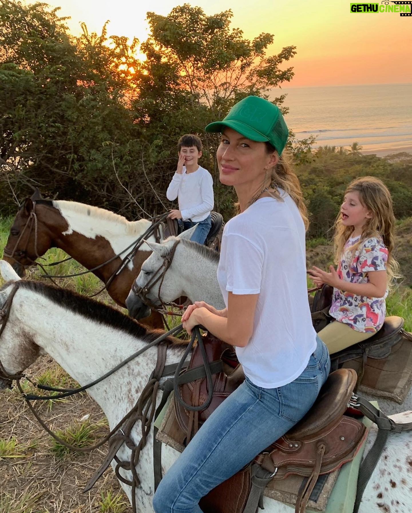 Tom Brady Instagram - Happy Mothers Day to these kind, caring, compassionate and POWERFUL moms that I’m lucky to have in my life. None of this would be possible without your love ❤️❤️❤️