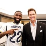 Tom Brady Instagram - 🇪🇸 🏴󠁧󠁢󠁥󠁮󠁧󠁿 🇧🇷 🇩🇪 🇺🇸 ♥️ El Classico!! I’ve watched this match on television for many years and what a game it was last night. I am always grateful for moments like last night where I am able to watch others live their dream and come together as a team to accomplish lifelong goals. Being able to watch and appreciate greatness from athletes across the world is inspiring for us all. Sports bring so many people together and gives us something to look forward to. Hope, joy, and success are emotions that make life worth living. The future is in great hands with these young superstars and I wish them the best in their pursuit of glory for their families, teams, and countries they represent. Congrats Real Madrid for a great season. And to Barcelona for such a valiant effort last night. PS We’ll hold your parking spot in Birmingham, Jude #KRO😉😂
