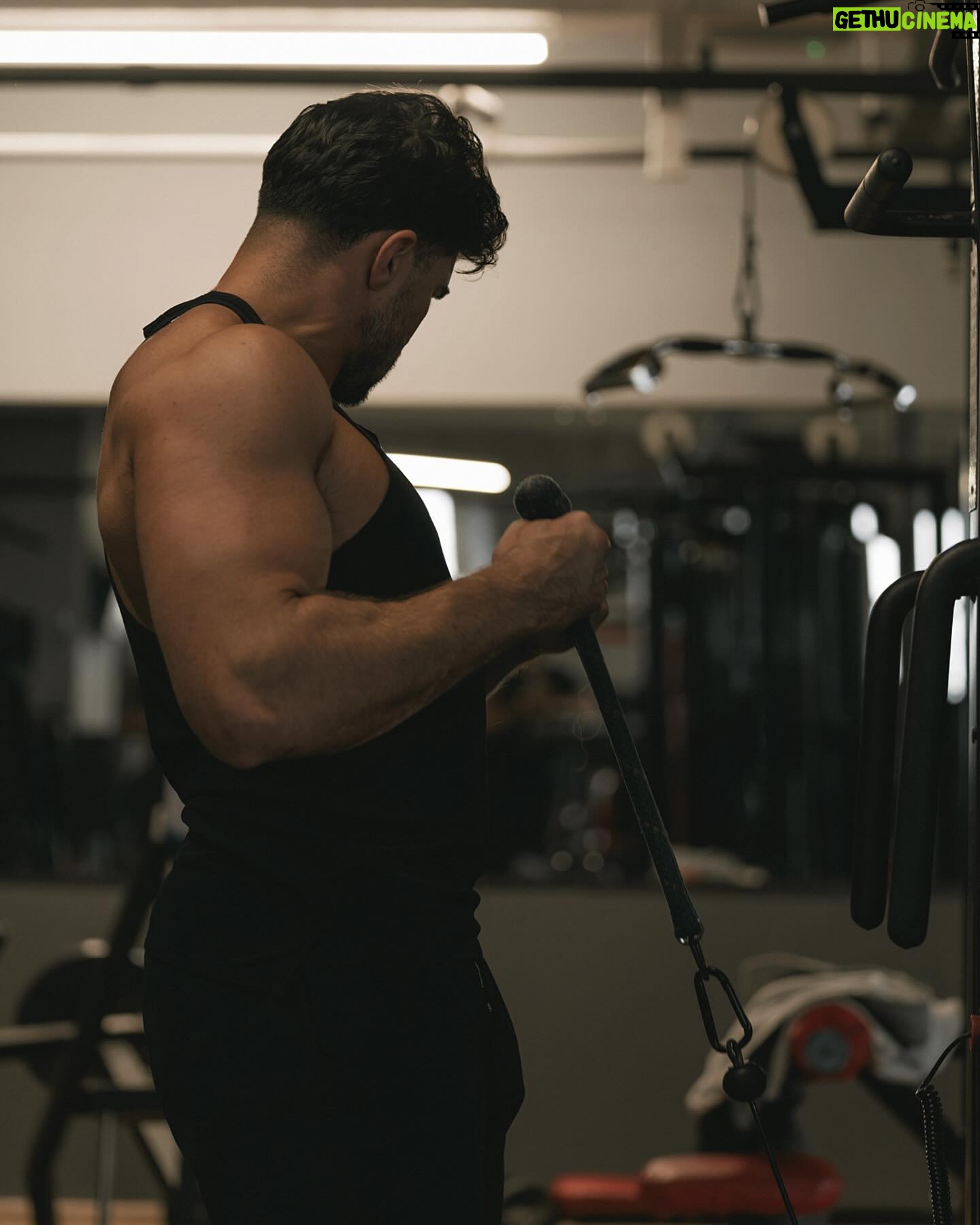 Tommy Fury Instagram - Coming back stronger than ever. 💪🏼