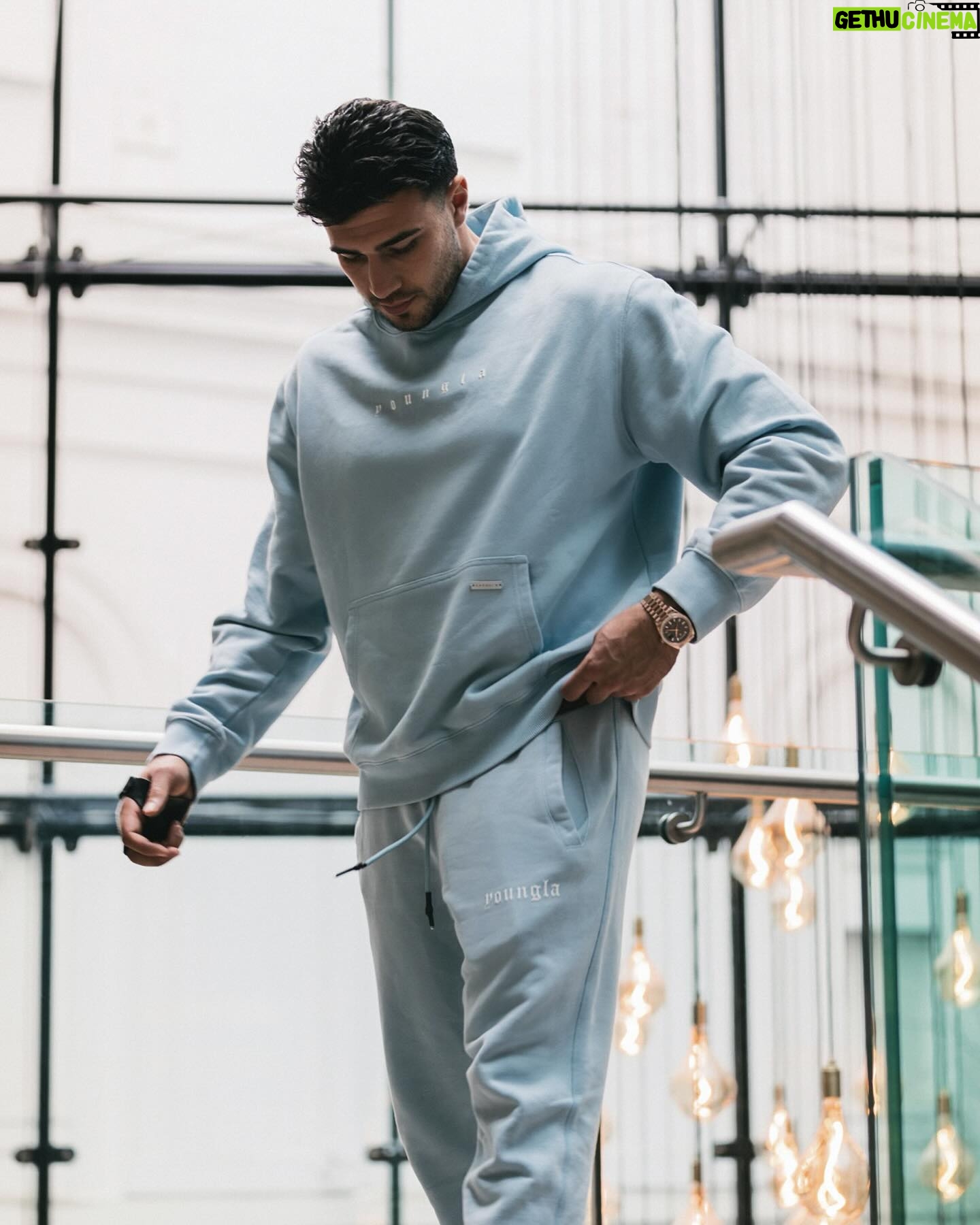 Tommy Fury Instagram - Days in the city📍 @youngla AD
