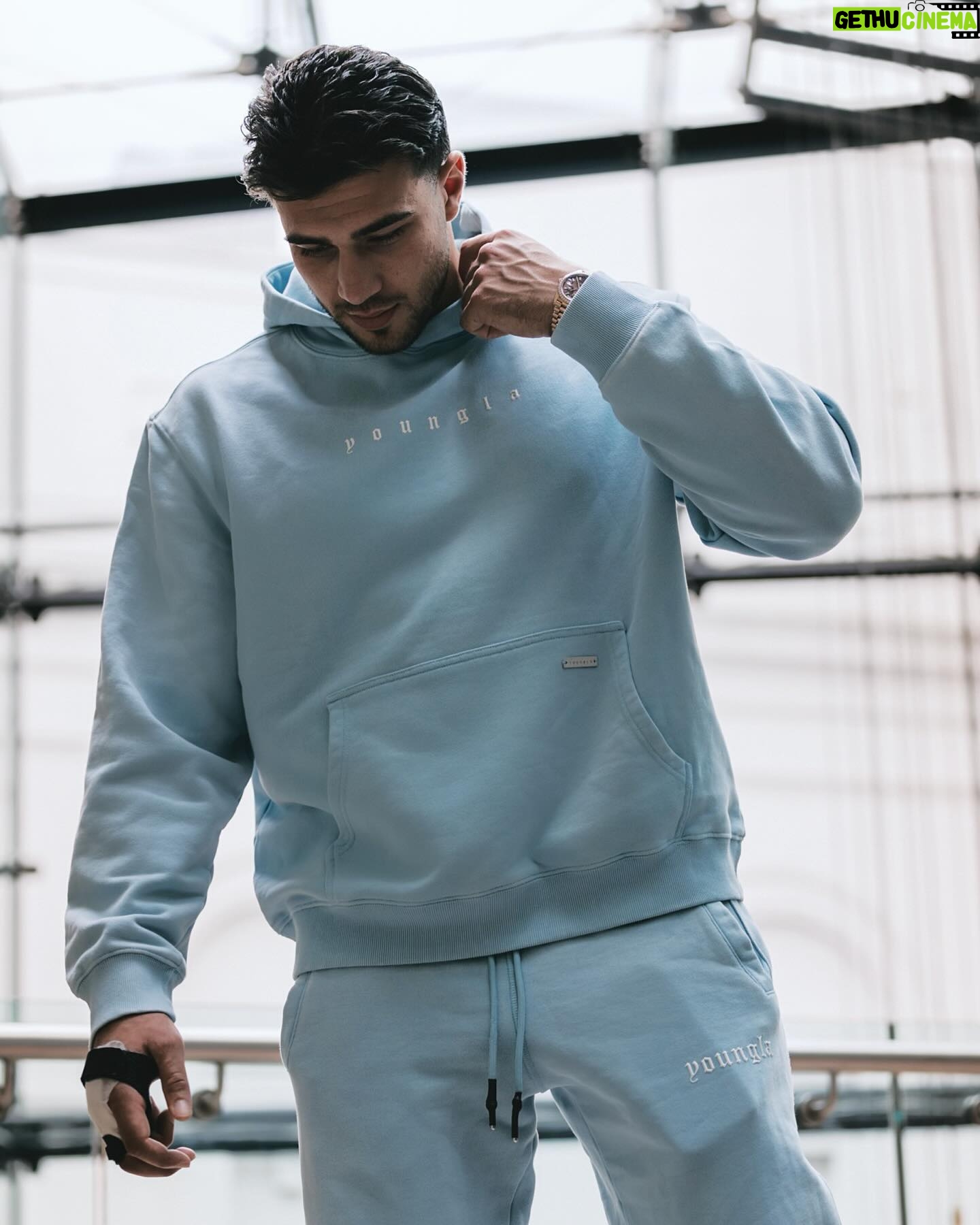 Tommy Fury Instagram - Days in the city📍 @youngla AD