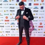 Tommy Fury Instagram – Great night at the Sports Industry Awards. It was an honour to be asked to present an award. Thankyou for having me🖤