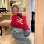 Tomomi Itano Instagram - 🩷🔗🎀🪽 ポニシュとリボンとパールとハート🫶🏻 #Fashion #ootd #154cm #友Style