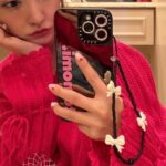 Tomomi Itano Instagram - 🩷🔗🎀🪽 ポニシュとリボンとパールとハート🫶🏻 #Fashion #ootd #154cm #友Style