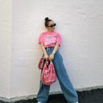 Tomomi Itano Instagram - 🩷🖤🩷🖤 どれすき？ #tops @patou #bottom @rosyluce #sneaker @celine #sunglasses @gentlemonster #bag @chromeheartsofficial @rolex 🎀🧁‎💭🛼🩷🕶⸒⋆͛*͛ #Fashion #ootd #154cm #友Style