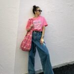 Tomomi Itano Instagram - 🩷🖤🩷🖤 どれすき？ #tops @patou #bottom @rosyluce #sneaker @celine #sunglasses @gentlemonster #bag @chromeheartsofficial @rolex 🎀🧁‎💭🛼🩷🕶⸒⋆͛*͛ #Fashion #ootd #154cm #友Style