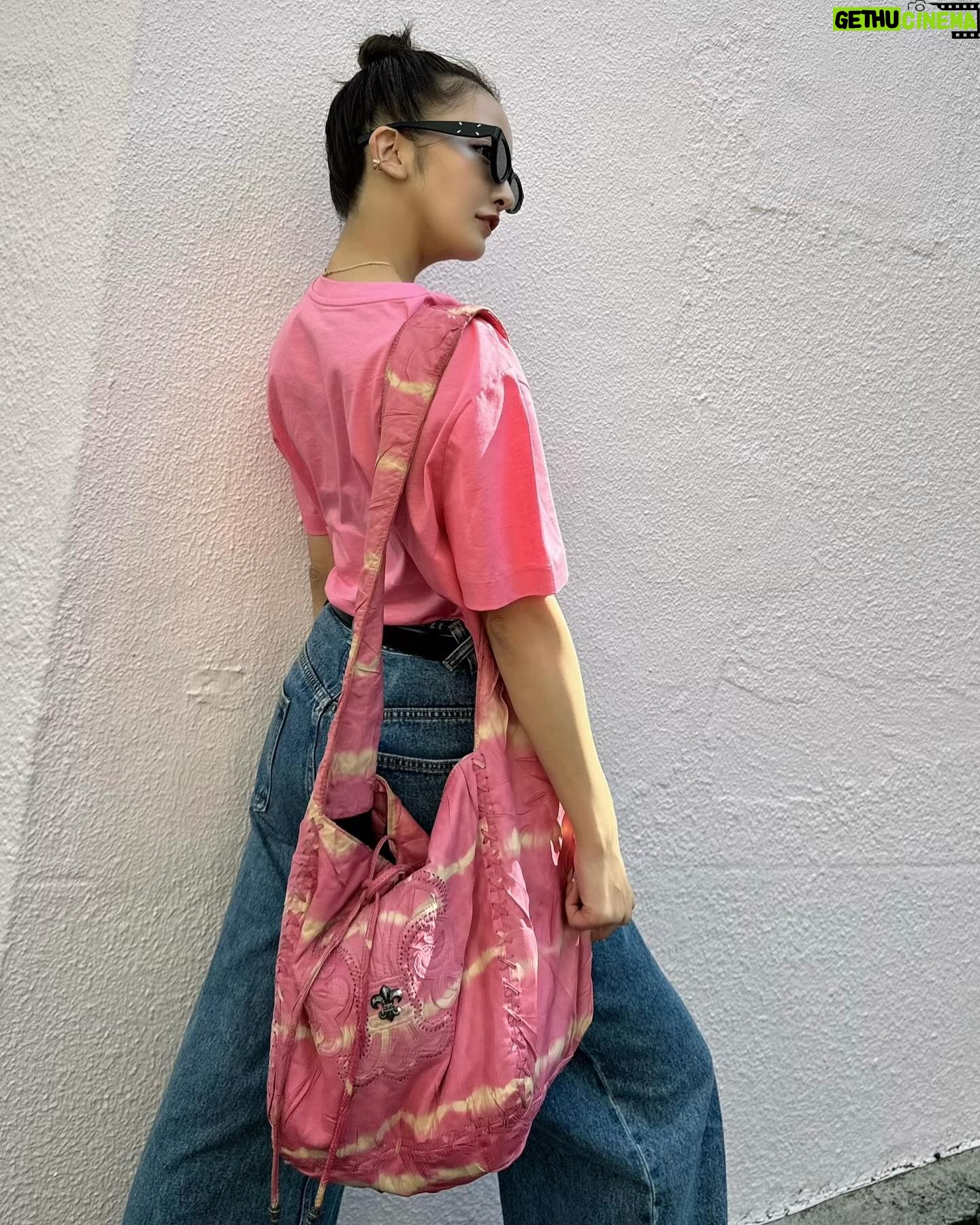 Tomomi Itano Instagram - π©·π€π©·π€ γ©γγγοΌ #tops @patou #bottom @rosyluce #sneaker @celine #sunglasses @gentlemonster #bag @chromeheartsofficial @rolex ππ§βππΌπ©·πΆβΈβΝ*Ν #Fashion #ootd #154cm #εStyle