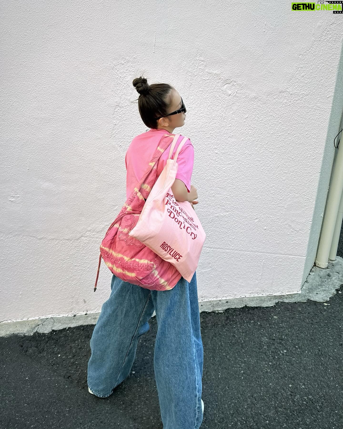 Tomomi Itano Instagram - π©·π€π©·π€ γ©γγγοΌ #tops @patou #bottom @rosyluce #sneaker @celine #sunglasses @gentlemonster #bag @chromeheartsofficial @rolex ππ§βππΌπ©·πΆβΈβΝ*Ν #Fashion #ootd #154cm #εStyle