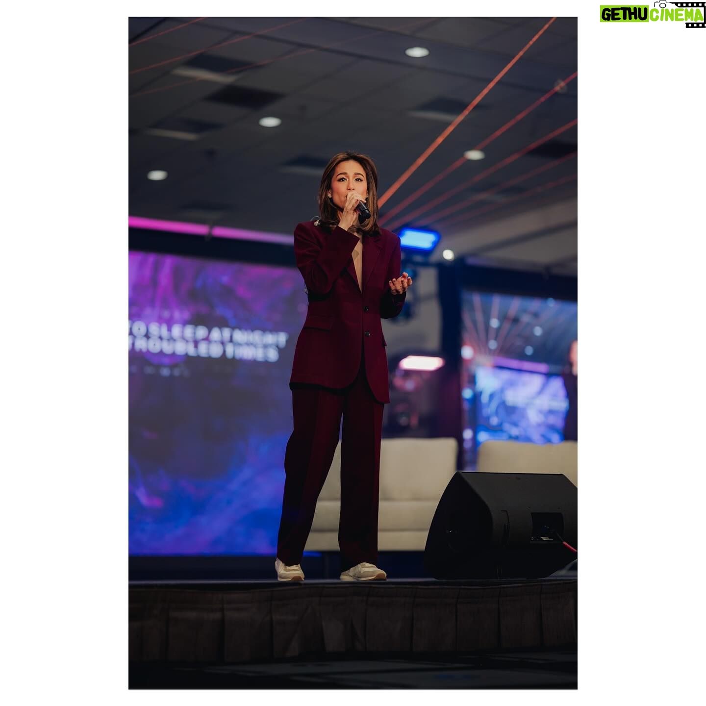 Toni Gonzaga Instagram - π£πΈπ·π² ππΈπ·ππͺπ°πͺ | Home Free 15 Global Crusade at Los Angeles Convention Center @celestinegonzaga @homefreeglobalcrusades #czproductions #lumixs5ii #lumixs1r #tonigonzaga #homefreeglobalcrusade15 #losangeles #sigma85mmf14 #portrait_vision #portraitphotography #creativeoptic #creativelounge #portraitfeed