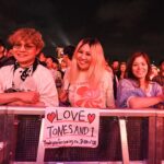 Toni Watson Instagram – JAPAN.. you are beautiful.
I love you