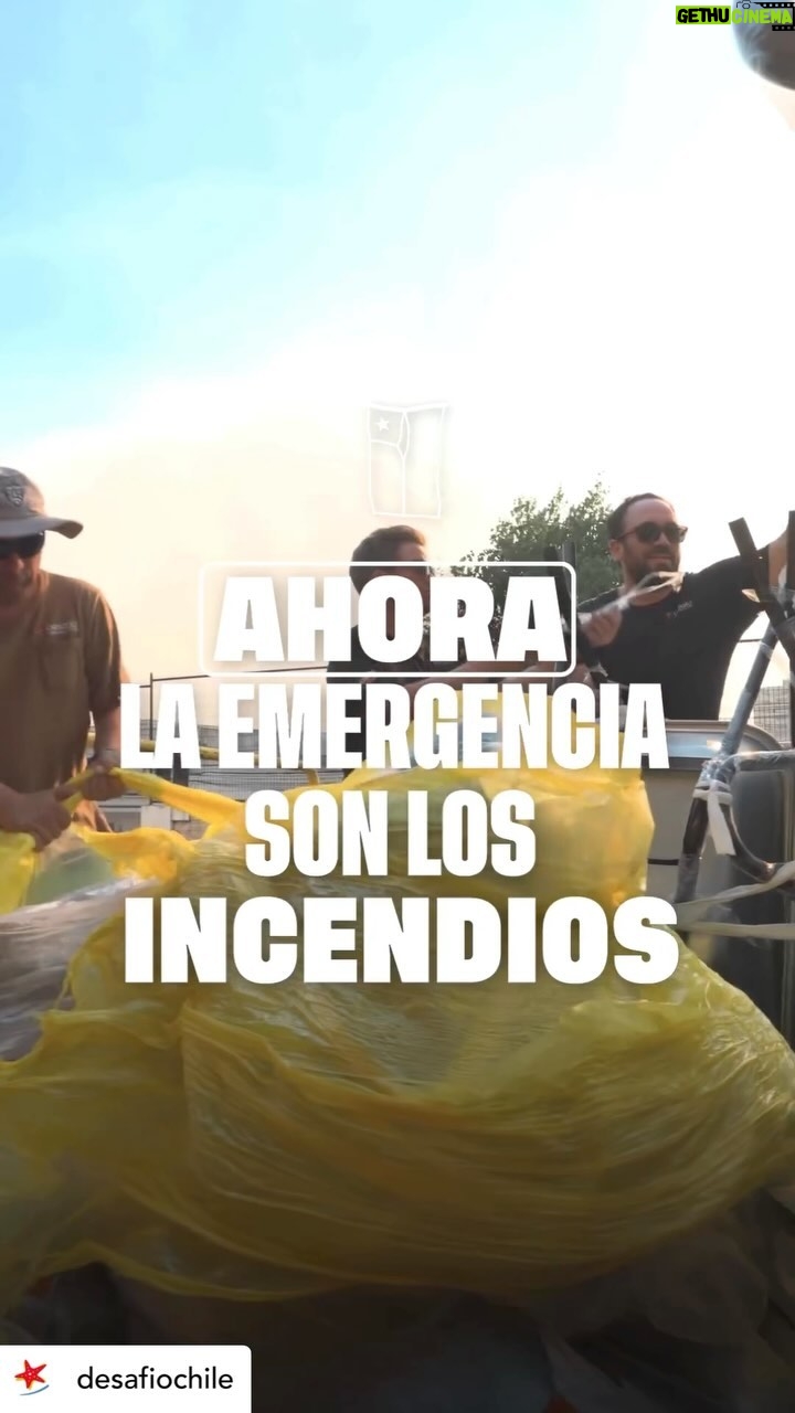 Tonka Tomicic Instagram - @desafiochile “Esto es un infierno, peor que la guerra” dijo Enrique, uno de los vecinos damnificados en el sector de El Olivar. A 48 horas del inicio de la serie de incendios que están afectando la Región de Valparaíso, las imagenes son desgarradoras. Miles de damnificados y cientos de fuentes de trabajo completamente destruidas. La V Región nos necesita para levantarse lo antes posible. Dona en www.desafiolevantemoschile.cl (link en bio) #LevantemosLaV #incendio #incendioforestal #valparaiso #viñadelmar