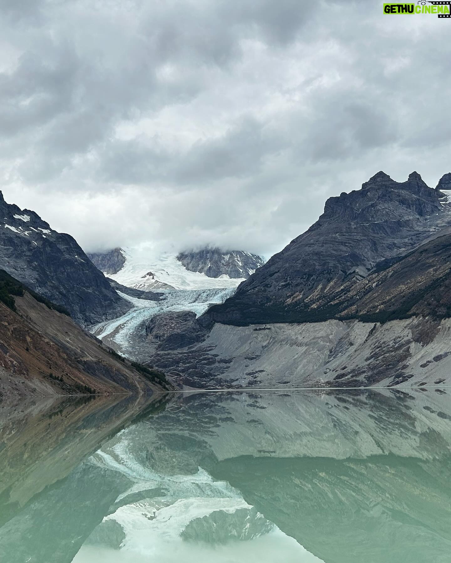 Tonka Tomicic Instagram - De regreso a la #patagonia Una experiencia inolvidable! conocer el #glaciarcalluqueo a 1 hora y media de #cochrane ♥️🧊 #chile🇨🇱 #patagoniachilena