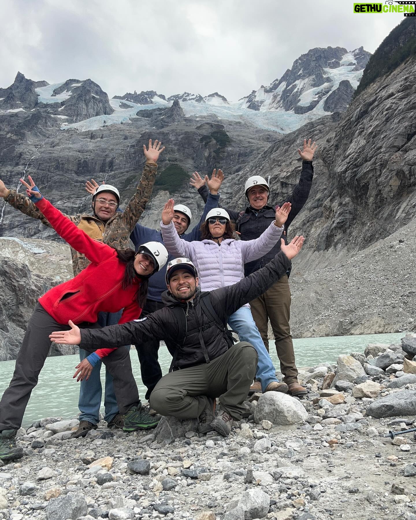 Tonka Tomicic Instagram - De regreso a la #patagonia Una experiencia inolvidable! conocer el #glaciarcalluqueo a 1 hora y media de #cochrane ♥️🧊 #chile🇨🇱 #patagoniachilena