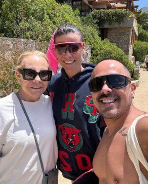 Tonka Tomicic Instagram - 🍉calá = fin de semana hermoso!