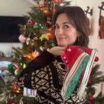 Torrey DeVitto Instagram - When the Christmas cons are out, you know it’s time to party. Merry Christmas, ya’ll. ❤️