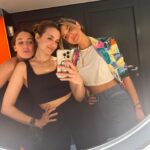 Torrey DeVitto Instagram - Starting the new year off right ! Surrounding myself with the people I love most, prioritizing mental and physical health, eating lots of vegan hot dogs, laughing my ass off and sharing extra love with the people around me, because you never know what someone is going through. Bringing this energy, and no less, into all of 2023 with me! ❤️💥❤️ #virginvoyages