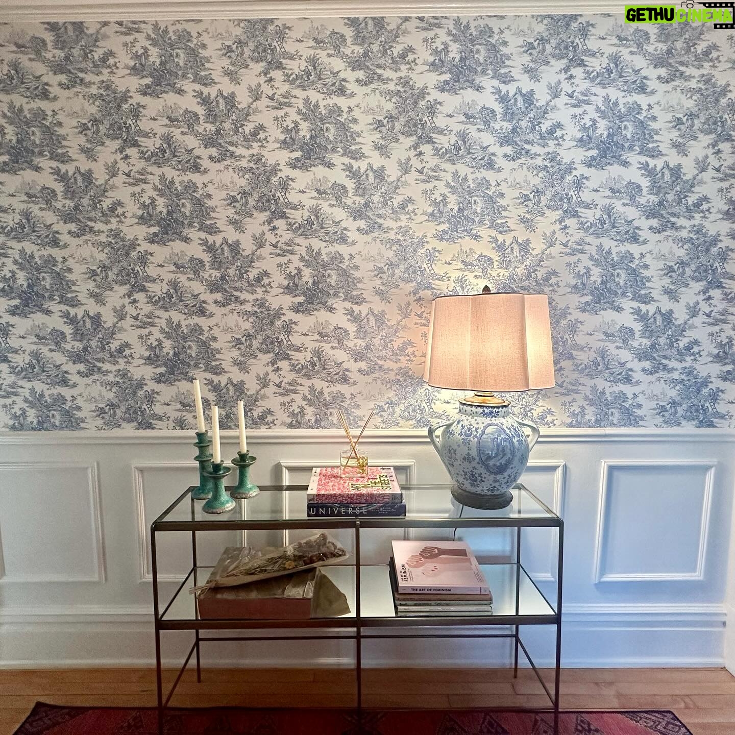 Torrey DeVitto Instagram - I love playing with wallpaper ! Itβs such an easy way to change, cozy up or play up any room. π We did our library, guest bedroom, powder room, hallway and office. Should we do our bedroom next ??? β¦ π€ I highly recommend checking out @york_wallcoverings & @astreetprints for a ton of really beautiful wallpaper options!