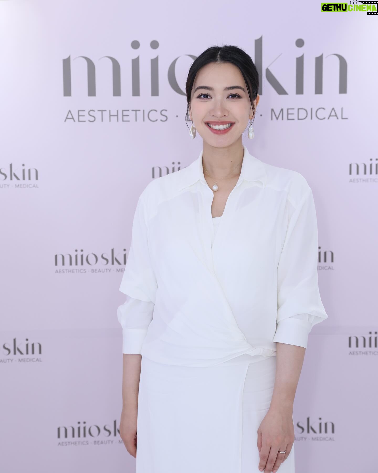 Tracy Chu Instagram - Congratulations @miiohk.official on the grand opening of their Causeway Bay branch! 🎉🎊Thank you for having me! ❤️ Hair: @jun_cy Makeup: @davinagc Outfit: @christopher_esber Heels: @aminamuaddiofficial Styling: @wwchezw