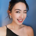 Tracy Chu Instagram – DIY headshots against my favorite wall at home 😜📸✌🏻
Hair: @jun_cy
Makeup: @cyruslee1018