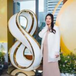 Tracy Chu Instagram - 好開心有幸參與【荷蘭皇家美素佳兒®️ x 米芝蓮星廚天然珍稀盛宴 】，有米芝蓮星廚炮製嘅星級菜餚，每一道菜都係以荷蘭皇家美素佳兒®️入饌，當中有天然第一層乳脂精華，又有營養又好味。原來一罐優質奶粉，係需要比到媽媽「望、聞、品、沖」極緻高端體驗🥰！ ⭐️「望」：粉質細膩，就好似沙畫嘅幼細同流動 ⭐️「聞」：牛奶有純正奶香 ⭐️「品」：牛奶無添加蔗糖及雲呢拿香料，味道天然，容易入口 ⭐️「沖」：親身體驗同見證奶粉入水即溶，唔會有結塊問題 見到在場嘅各位媽媽同 #小小品奶師 玩得咁開心，食得咁滋味，健康活潑，我都覺得好窩心，好希望我肚入面嘅小朋友之後都可以一樣❤️ Thanks for having me @friso_hk #米芝蓮 #星級奶粉 #皇家美素佳兒