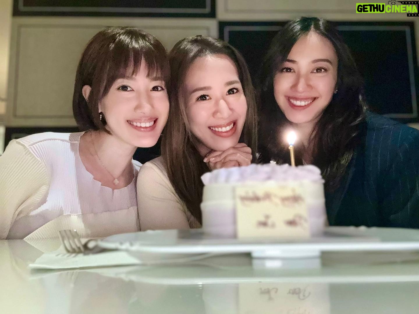 Tracy Chu Instagram - It's Jen's birthday, but I show up whenever there's cake. 🎂🎉🎊 Happy Birthday @jenniferjshum !♥️ @chiangel1110 @sandy.lausinting