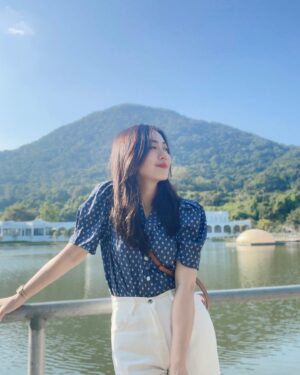 Tracy Chu Instagram - All weekends should be long, sunny and happy. ☀️🏖️✌🏻
