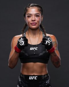 Tracy Cortez Instagram - The return ❤️‍🔥❤️‍🔥❤️‍🔥 You can’t break me! #NocheUFC