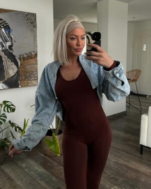 Tressia Bertin Instagram - 1, 2, 3 ou 4 ? 
Feeling comfortable in my own skin. 💫
Rendez-vous sur le site SHEIN
France pour plus de nouveautés de tendance à prix réduit
Code TRESSIA02 (-15% dès 29 d’achat, -20% dès 69 d’achat sur plus de 300 K produits sur
le site français )
Réf 5753107 https://shein.top/ghbw98r
Réf 10504454 https://shein.top/so3dnar
@sheinfrance_ @sheinofficial
#SHEINFrance #SHEINstyle #accessibleettendance
#SHEINforall #publicité