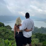 Tressia Bertin Instagram – 🪐🌴🇮🇩🌺💫

#BaliLife #ExploreBali #IslandParadise #BaliAdventures #BalineseCulture #TropicalGetaway #travel #sumberkimahill