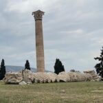 Tressia Bertin Instagram - 📍Temple de Zeus ⚡️ #acropolis #athenes #grece #plaka #travel #visitathens #temple #zeus #templeofzeus #greece #travelgram #summer #europe #visitgreece #ancientgreece #olympieion