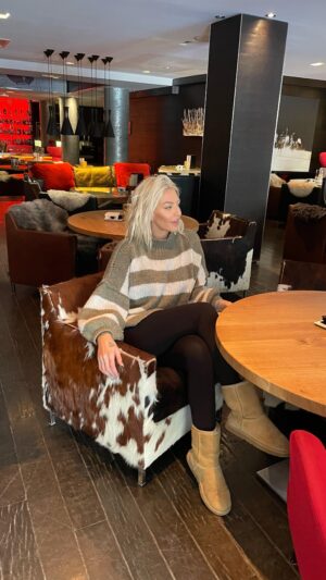 Tressia Bertin Instagram - ✨CONCOURS À NE PAS MANQUER ! ✨

Vous rêvez de passer un séjour inoubliable à Val d’Isère ? 🏔️ Nous avons une surprise pour vous ! 
En partenariat avec l’hôtel @hotel_avenue_lodge , nous offrons à l’un(e) de nos fidèles abonné(e)s la chance de remporter un séjour de rêve : 2 nuits avec petit-déjeuner pour 2 personnes, hors vacances scolaires. 🤩

Pour participer, voici ce que vous devez faire :
1. Suivez nos comptes @tressiab et @hotel_avenue_lodge 
2. Aimez ce réel. 
3. Tagguez la personne avec qui vous aimeriez partager ce séjour en commentaire.

Et pour augmenter vos chances :
- Partagez ce réel en story en nous mentionnant !

Le concours se termine le 13/02/2024, alors ne tardez pas ! Bonne chance à tous ! 🍀

#Concours #Valdisere #AvenueLodge #SéjourDeRêve #Gagner #InstaConcours #Vacances #Montagne #HôtelDeLuxe #PartagezEtGagnez #BonneChance