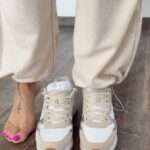 Tressia Bertin Instagram - Sneakers Lover 👟 #sneakers #w6yz #nudeshades #newcollection #outfit