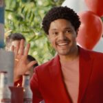 Trevor Noah Instagram - #ad Had a blast filming these spots with @Smirnoff ICE, @yungtaco and @officialspikelee. Check it out for a fun SURPR-ICE! 🎂🧊 SMIRNOFF ICE Premium Flavored Malt Beverage. The Smirnoff Co., New York, NY. Sip responsibly. Don’t share w/ ppl under 21.