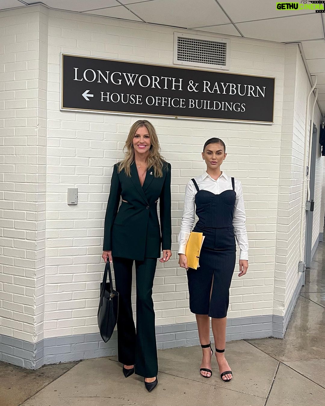 Tricia Helfer Instagram - First meetings done and now awaiting the reception! Honored to be here discussing the Humane Cosmetics Act. #saveralph #humanecosmetics www.humanesociety.org/tricia Link in bio.