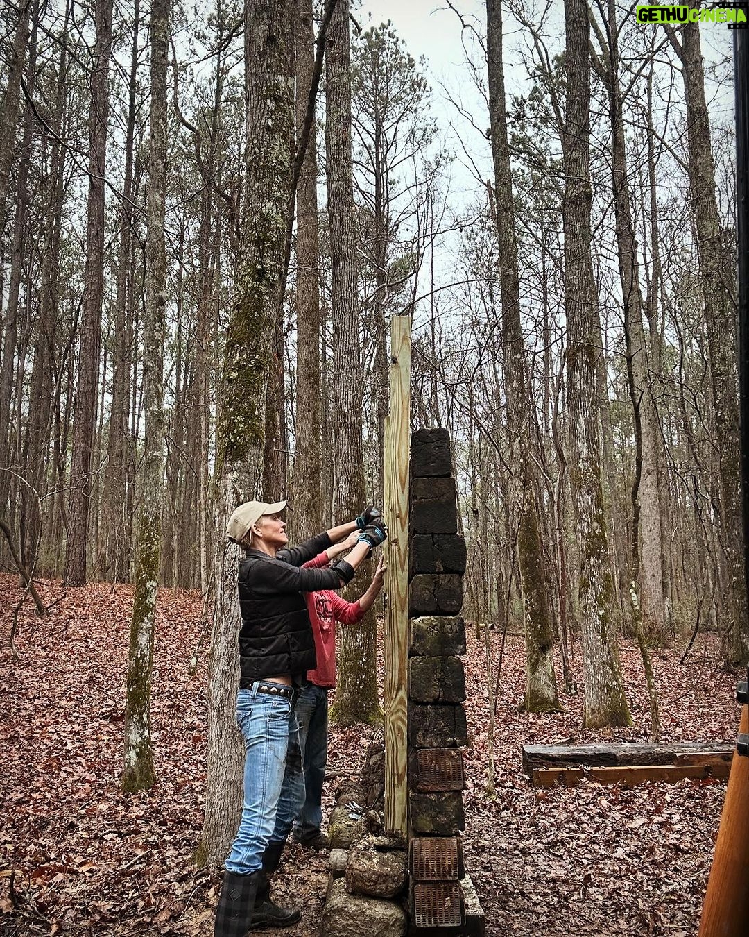 Tricia Helfer Instagram - Yesterday afternoon’s project. Target practice wall. Those railway ties were effing heavy! Last night an Epsom salt bath was required. Today the second phase - the actual targets are going in. 🤓